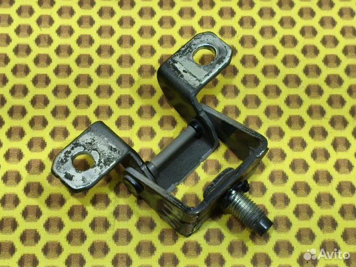 Петля багажника правая Renault Koleos HY0 2TR 703