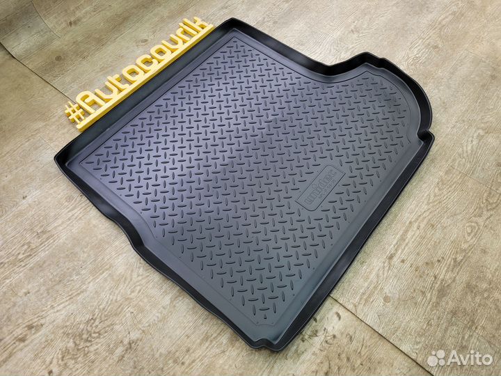 Коврик в багажник Mitsubishi Outlander XL