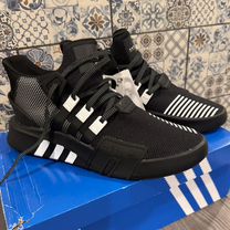 Продам новые кроссовки Adidas/Fila/Guess