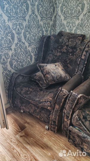 Диван и 2 кресла