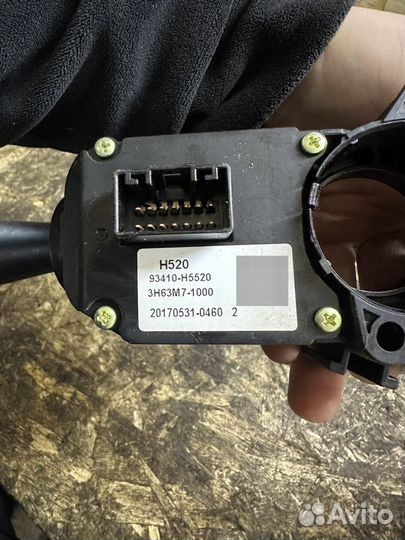 Левый Подрулевой переключатель Hyundai Solaris 2