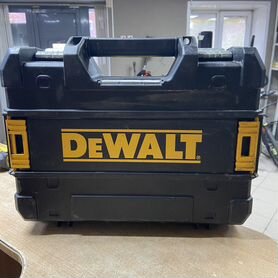 Кейс dewalt