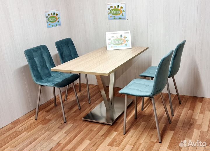 Столы и стулья для кафе