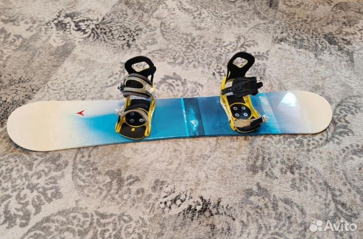 Комплект сноуборд с ботинками