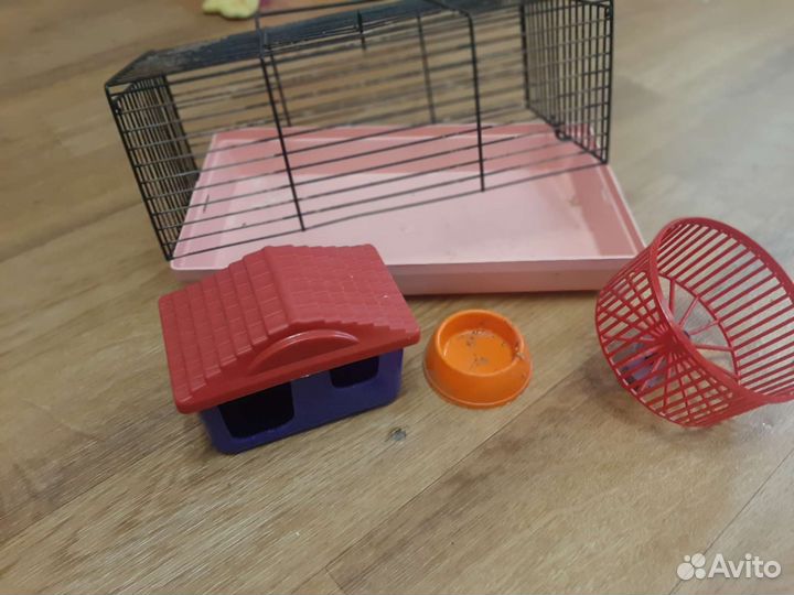 Клетка для хомяка с колесом и домиком
