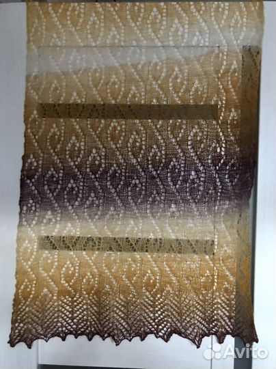 Красивый, оригинальный палантин