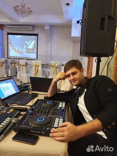 Dj, Музыкант в кафе