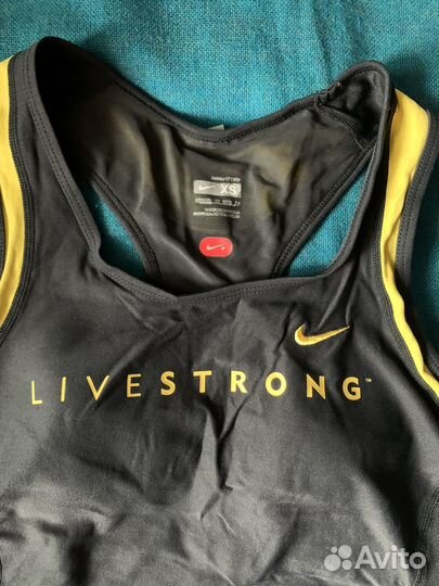 Nike Спортивный топ бра LiveStrong