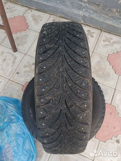 Sava Eskimo Stud 185/70 R14