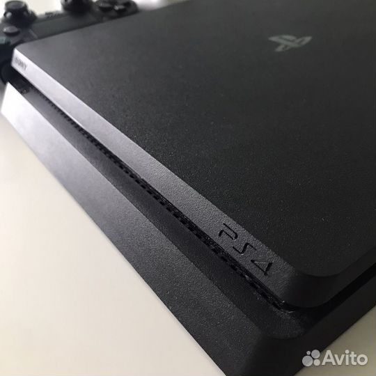 PS4 Slim 1TB + Игры