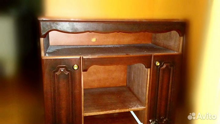 Стенка в гостиную