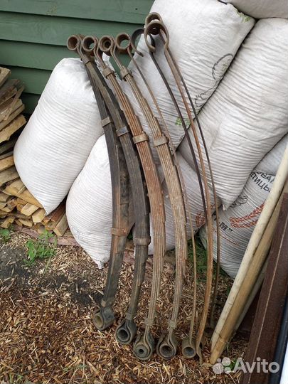 Продам рессоры УАЗ 469