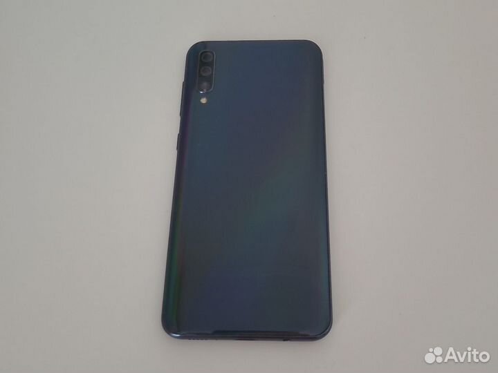 Samsung Galaxy A50, 4/64 ГБ