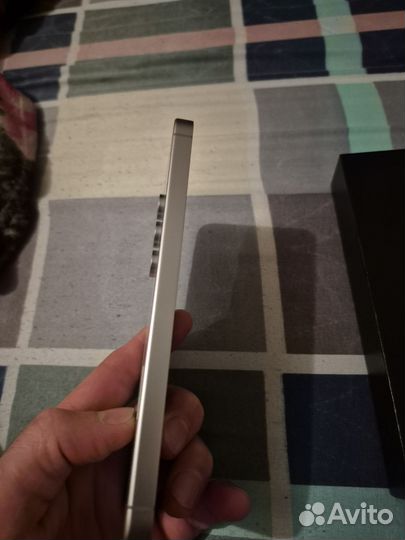 Samsung Galaxy S24 FE, 8/128 ГБ