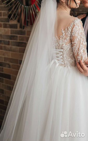 Свадебное платье