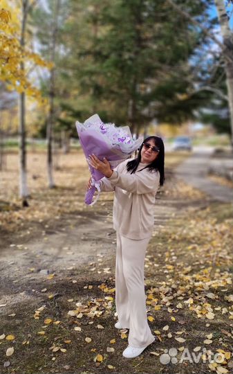 Букет с бабочками светящейся