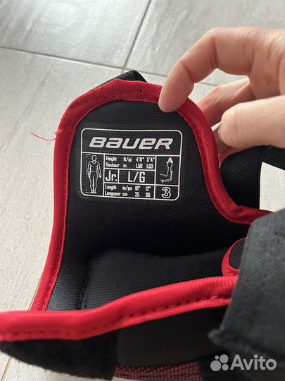 Налокотники хоккейные bauer jr L новые