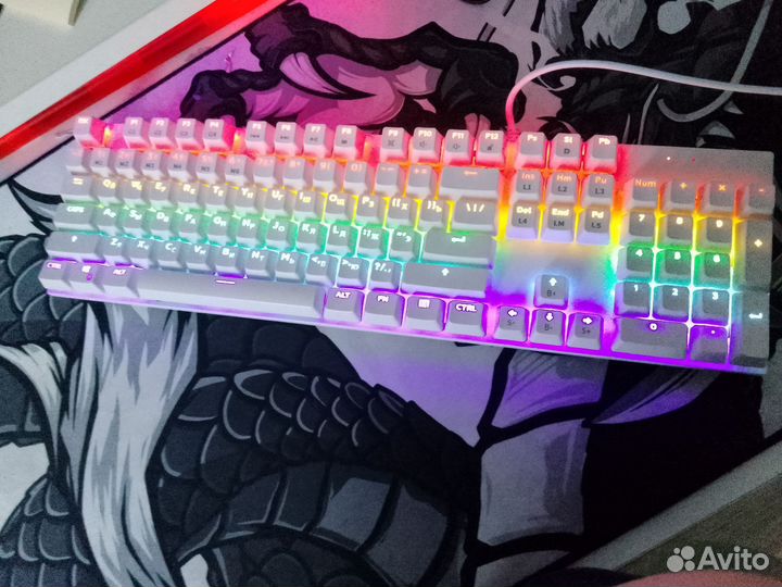 Игровая механическая клавиатура