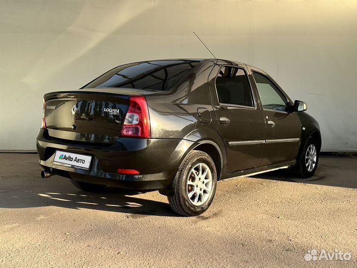 Renault Logan 1.6 МТ, 2011, 240 273 км