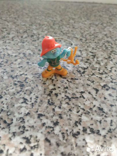 Игрушки из киндера