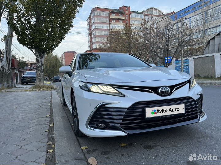 Toyota Camry 2.5 AT, 2022, 4 000 км