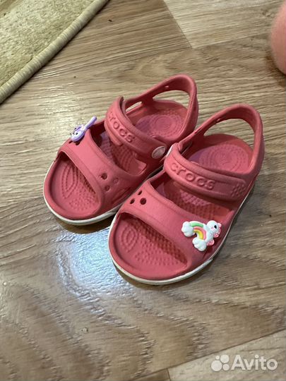 Сандалии детские crocs