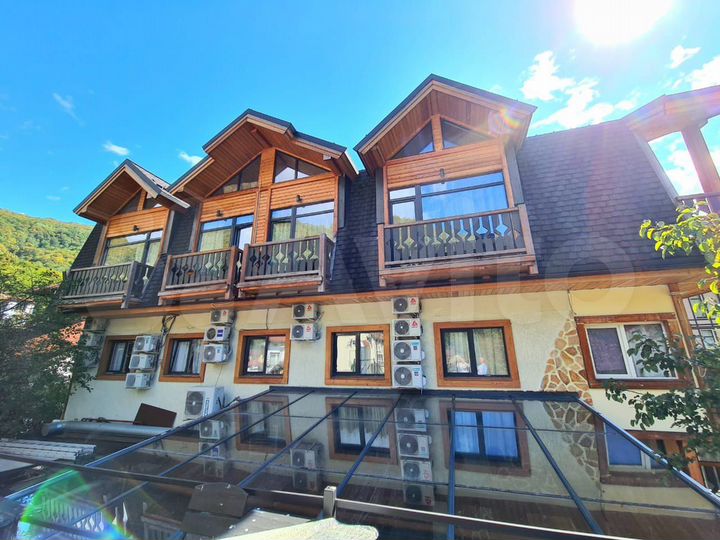 Гостиница, 700 м²