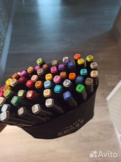 Набор фломастеров