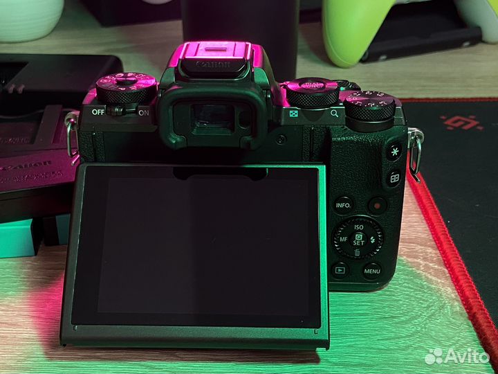 Canon EOS M5 + 18-45mm + переходник Viltrox