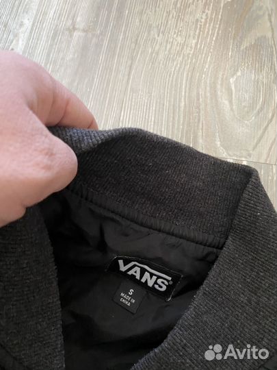 Демисезонный стёганый бомбер Vans (S-M) ориг
