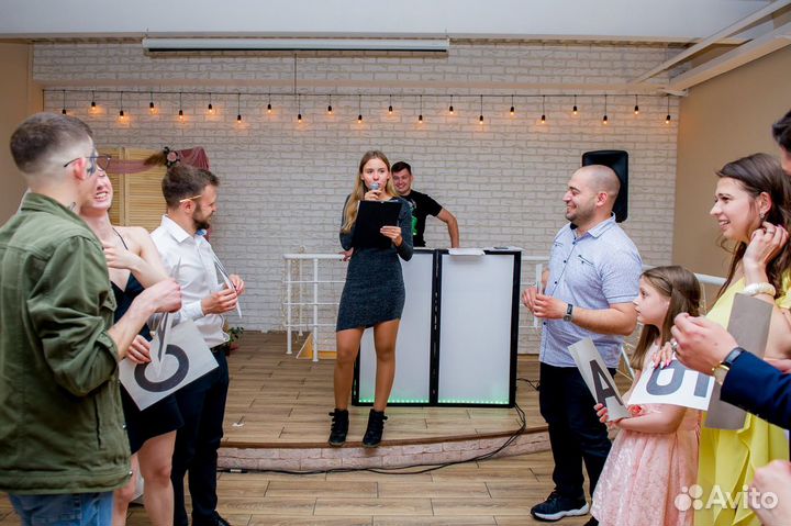 Ведущая, тамада, диджей, выездная регистрация