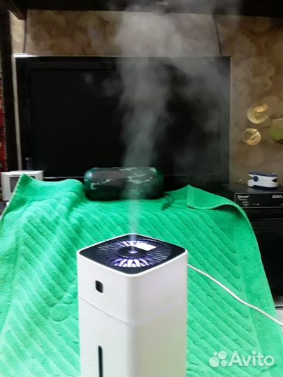 Увлажнитель воздуха мини Humidifier.Новый