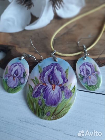 Кулон и серьги 