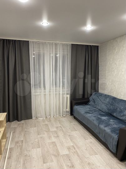 2-к. квартира, 50 м², 8/9 эт.