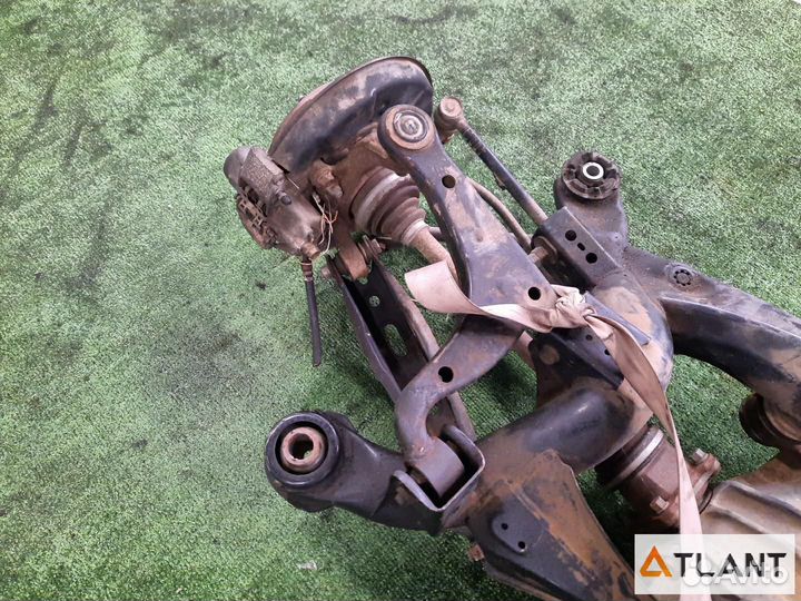 Подрамник задний toyota mark II