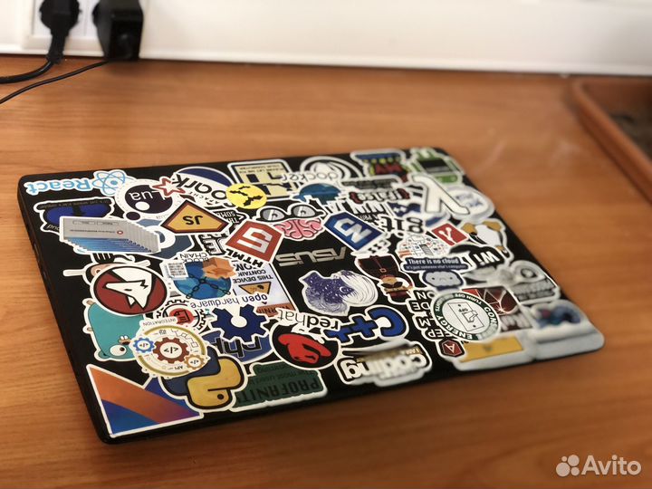 Ноутбук asus