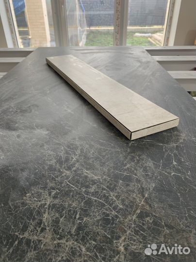 Полки из керамогранита