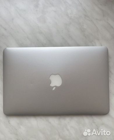 Apple MacBook air 11 (середина 2012 года)