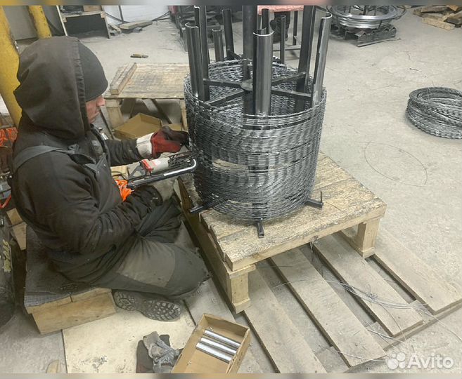 Колючая проволока