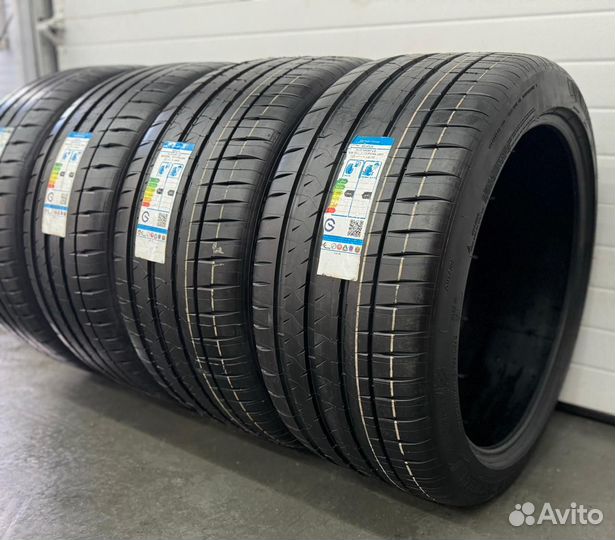 Michelin Pilot Sport 4 S 285/40 R23 111Y