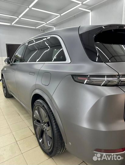 Оклейка авто цветной пленкой