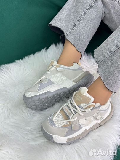 Кроссовки женские тип Tom Ford