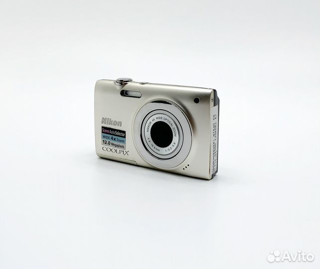 Фотоаппарат Nikon Coolpix (20406)