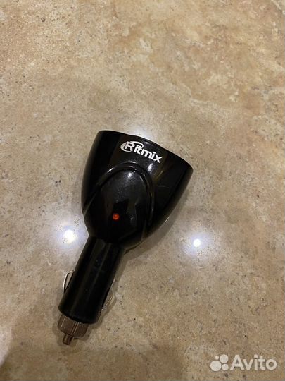 Зарядка от прикуривателя Ritmix usb как новая