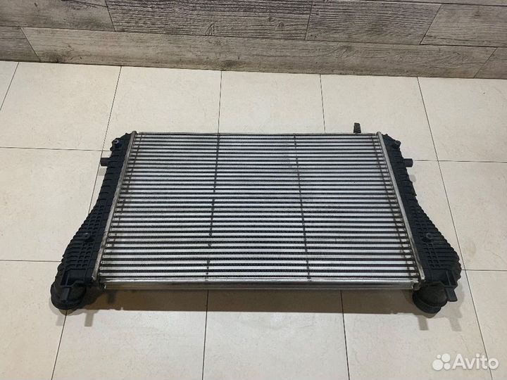 Интеркулер VW Passat B6 / B7 / CC / Tiguan / Golf