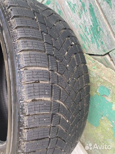 Pirelli Ice Zero FR 265/60 R18
