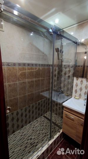 Душевая кабина