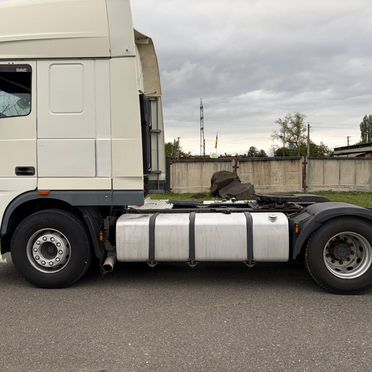 Седельный тягач DAF XF, 2011