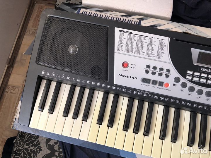 Синтезатор