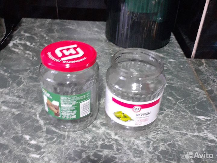 Банка стеклянная